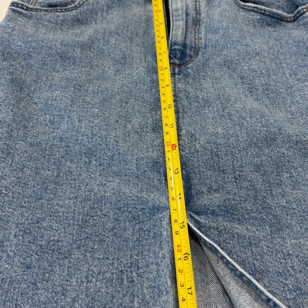 Universal Thread medium wash Blue‎ Denim Skirt women’s size 4 in great condition - Picture 8 of 8